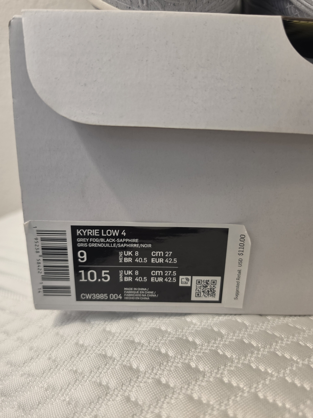 Nike Kyrie Low 4 - Size 9 - Picture 7 of 7